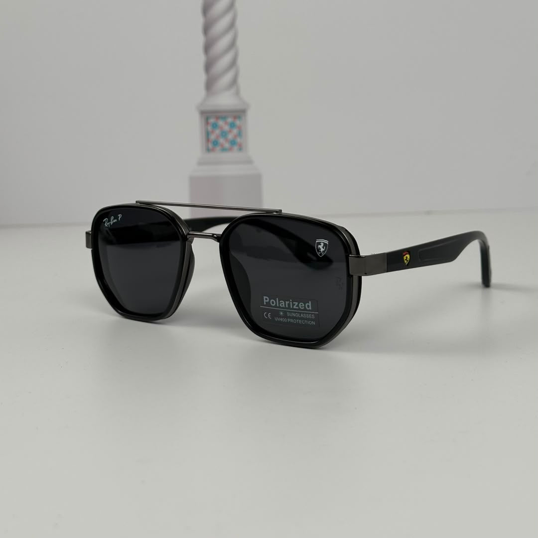 Lunettes Rayban édition Ferrari