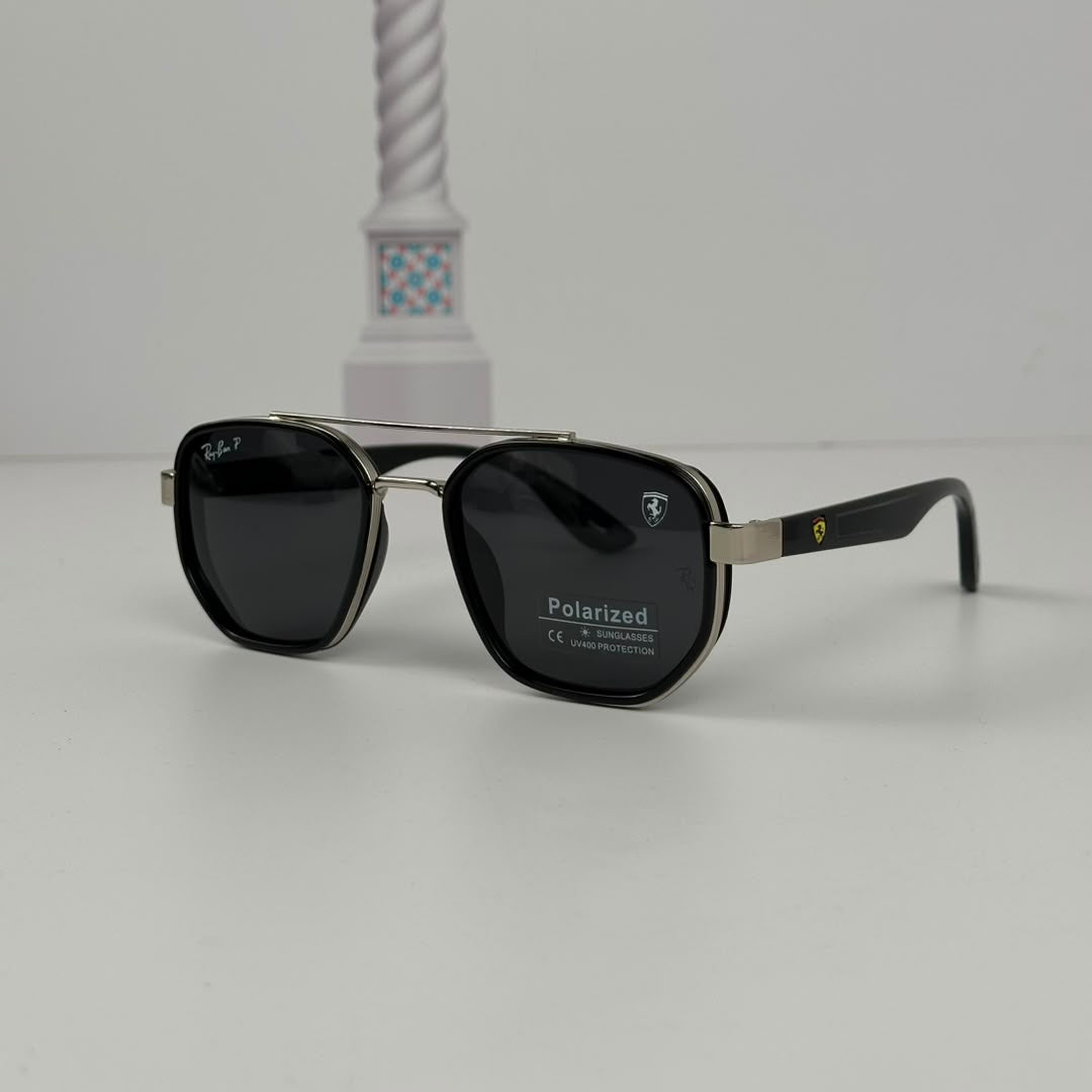 Lunettes Rayban édition Ferrari