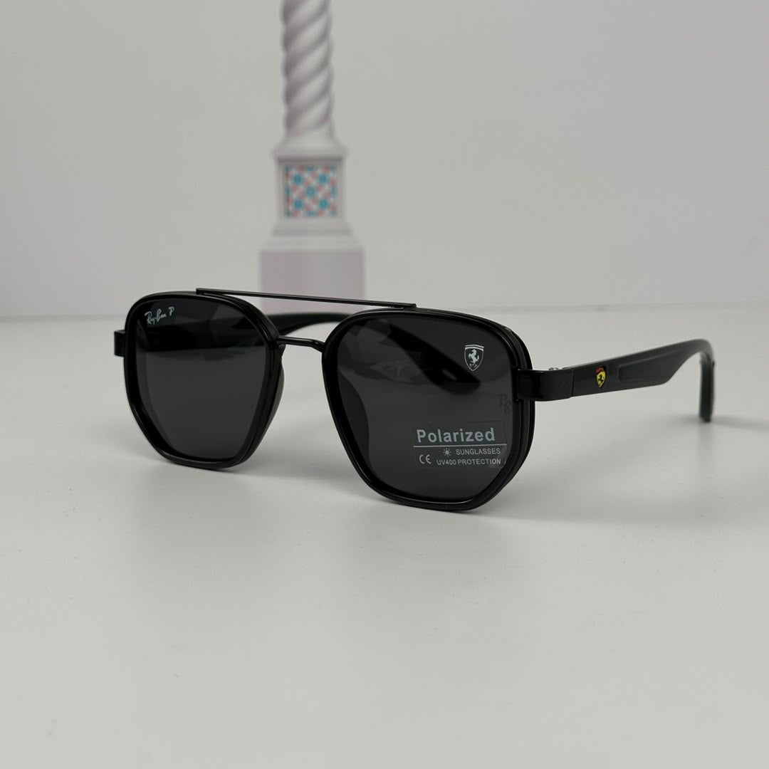 Lunettes Rayban édition Ferrari